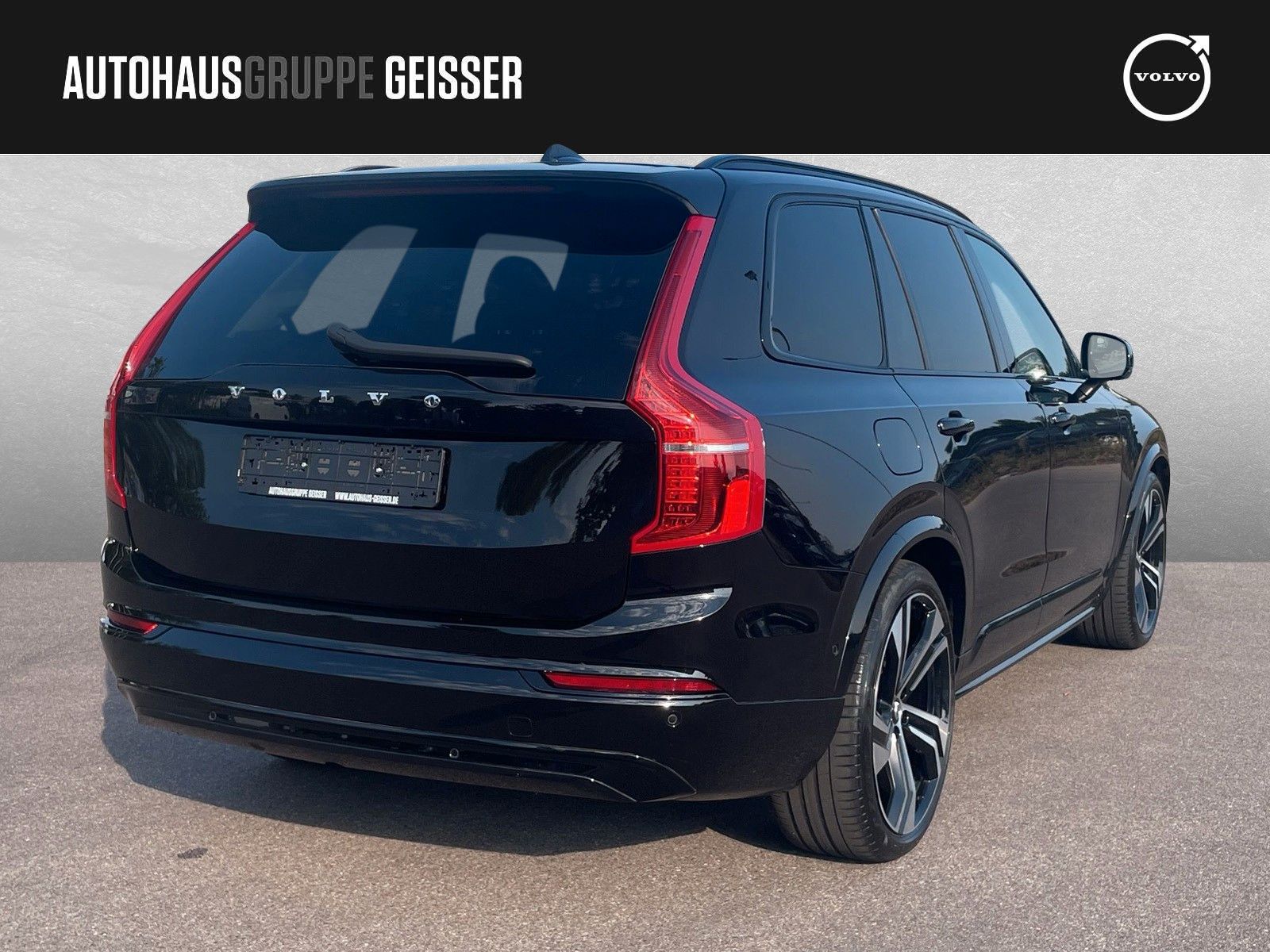 Volvo XC90 T8 AWD Recharge Ultra Dark 7-Sitzer AHK SD