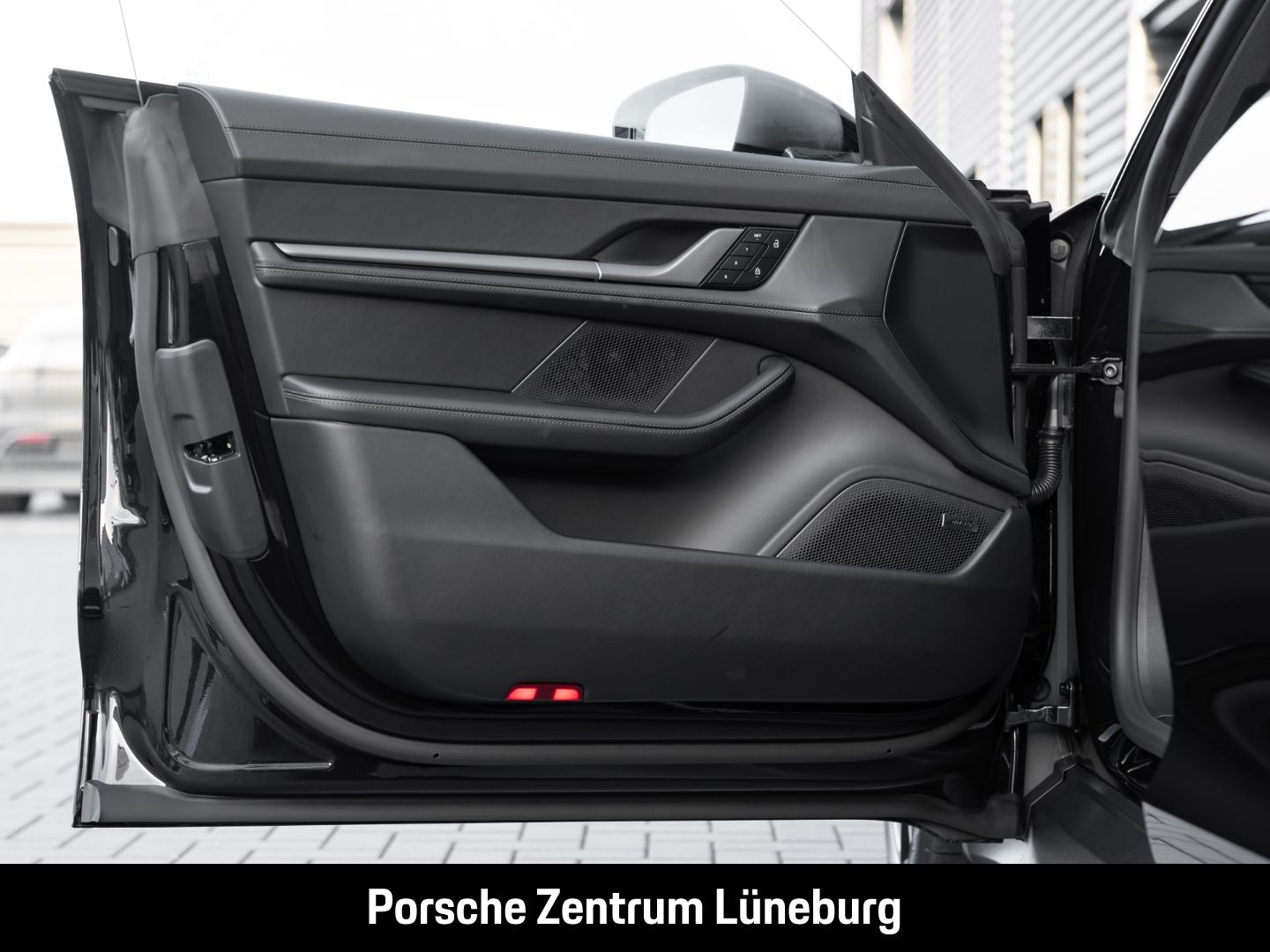 Porsche Taycan Sport Turismo InnoDrive Surround-View