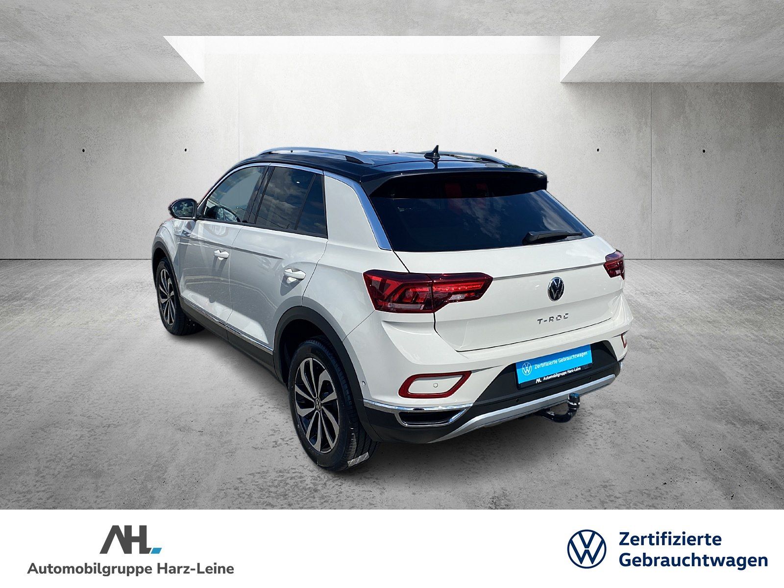Volkswagen T-Roc 1.5 TSI Style DSG - Samsaru's Car Outlet