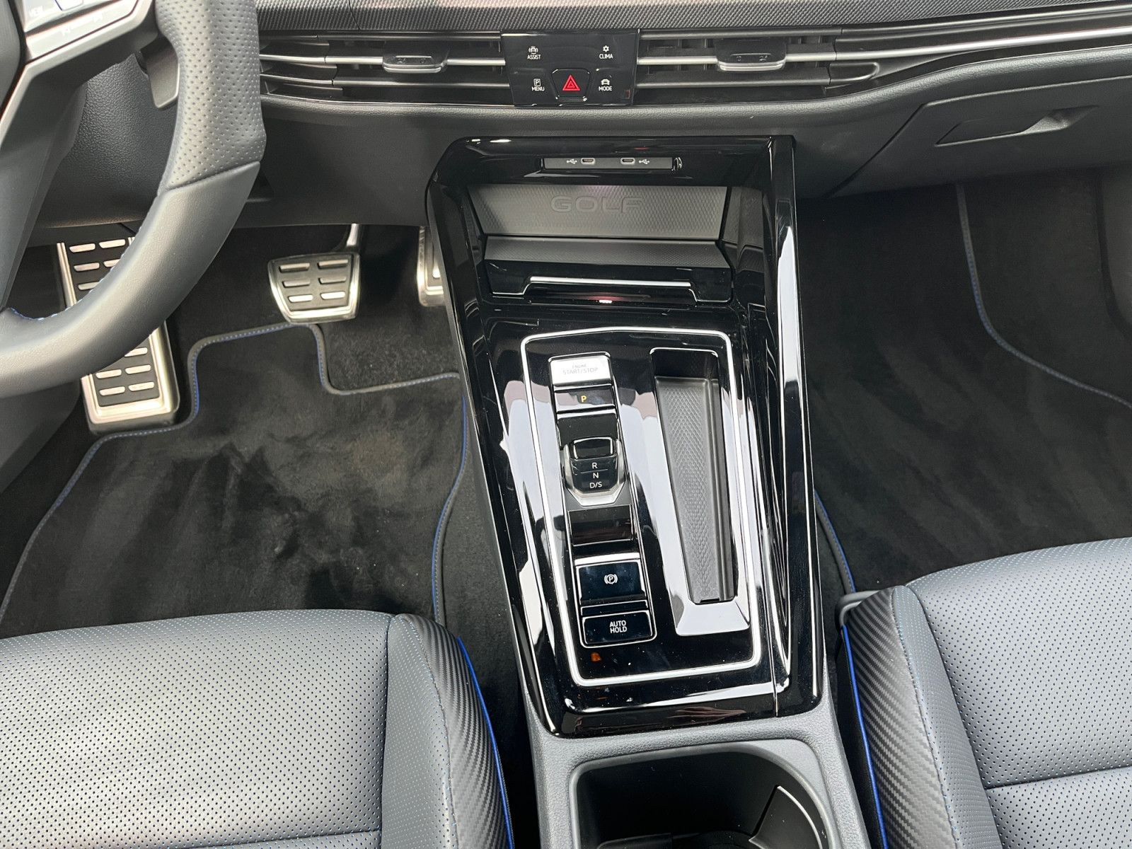 Volkswagen Golf R 2.0TSI DSG Black Style HuD Pano el. Sitze