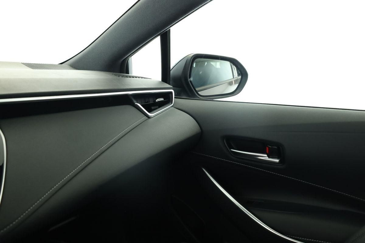 Toyota Corolla Touring Sports 2.0 CVT Team D Navi Kam