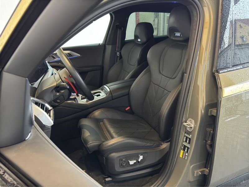 BMW XM Navi.LED.B&W.ACC.360°.Massage.Gestik.AHK.SoCl