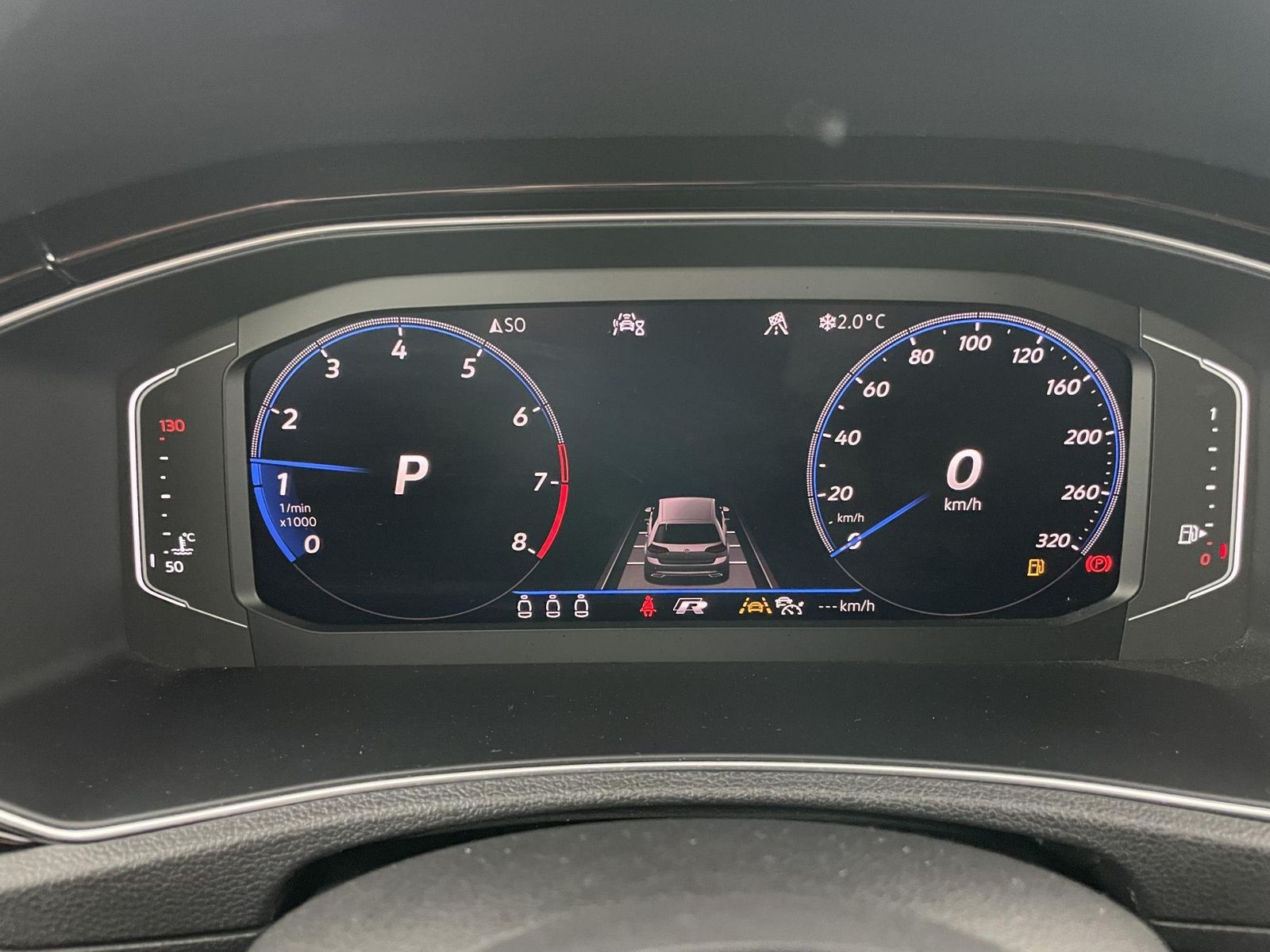 Volkswagen T-Roc 2.0 TSI 4-Motion R - Samsaru's Car Outlet