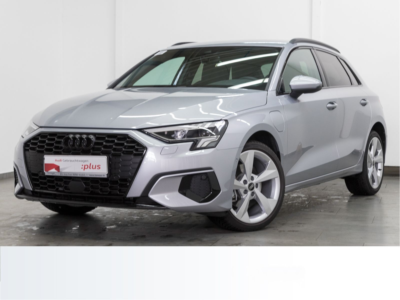 Audi A3 Sportback 40 TFSIe ADVANCED - Samsaru's Car Outlet