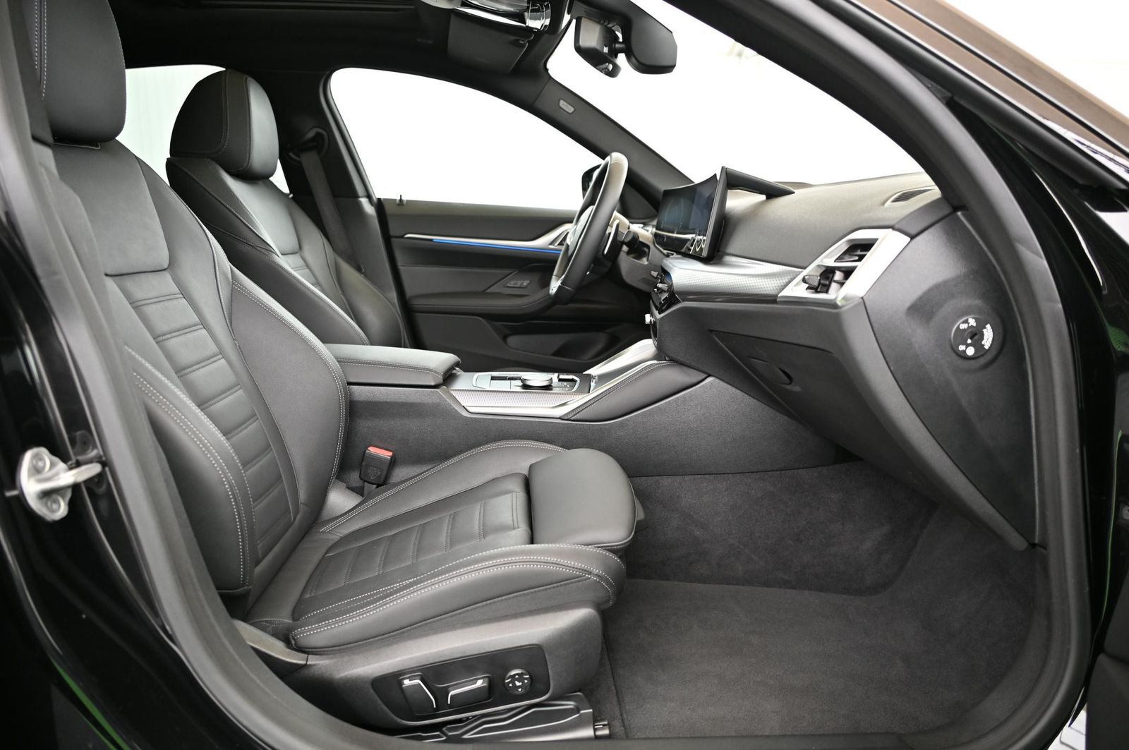 BMW 420d xDrive G-Coupe M-Sport LED/NAV/LEDER/GSD/19
