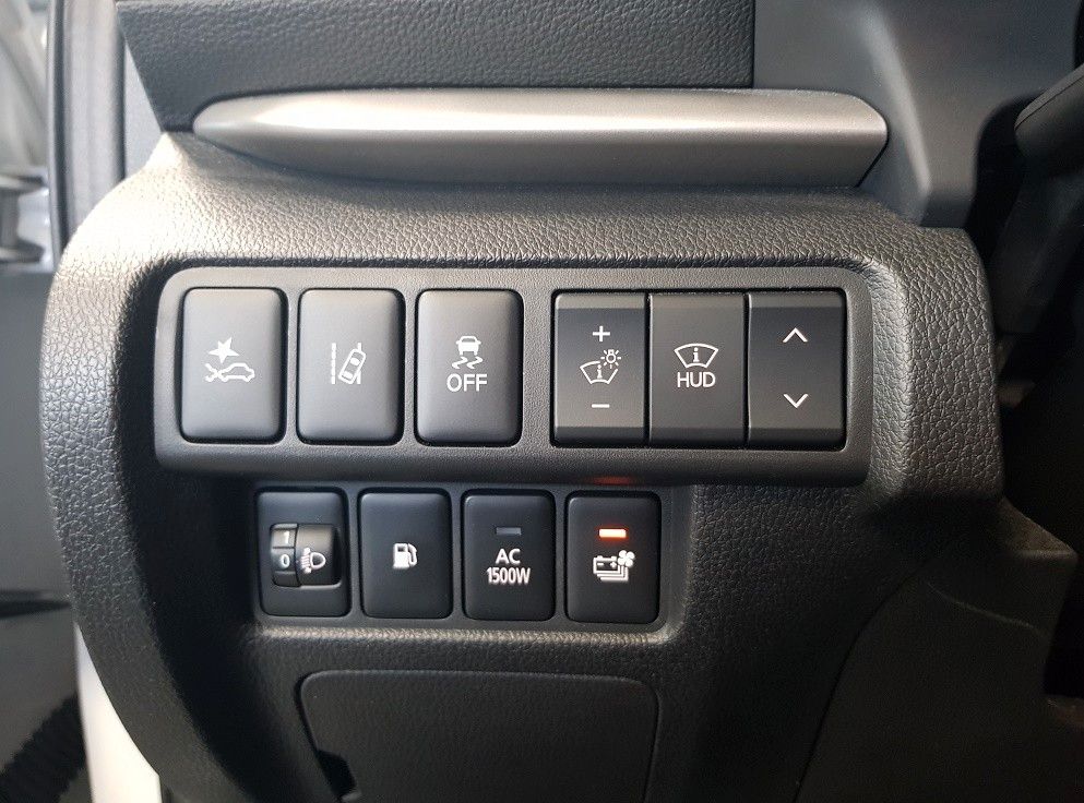 Mitsubishi Eclipse Cross 2.4 PLUG-IN HYBRID 4WD TOP mit AHK