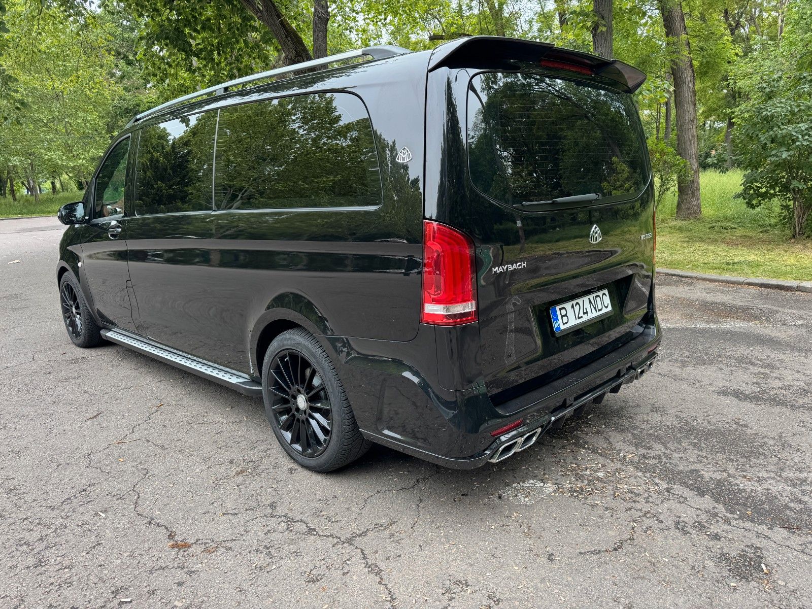 Mercedes-Benz V-Klass Maybach VIP - Samsaru's Car Outlet