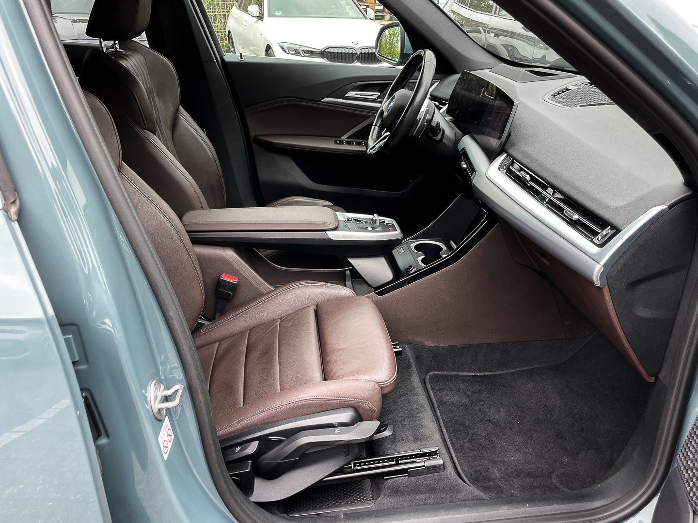 BMW X1 xDrive20d - Samsaru's Car Outlet