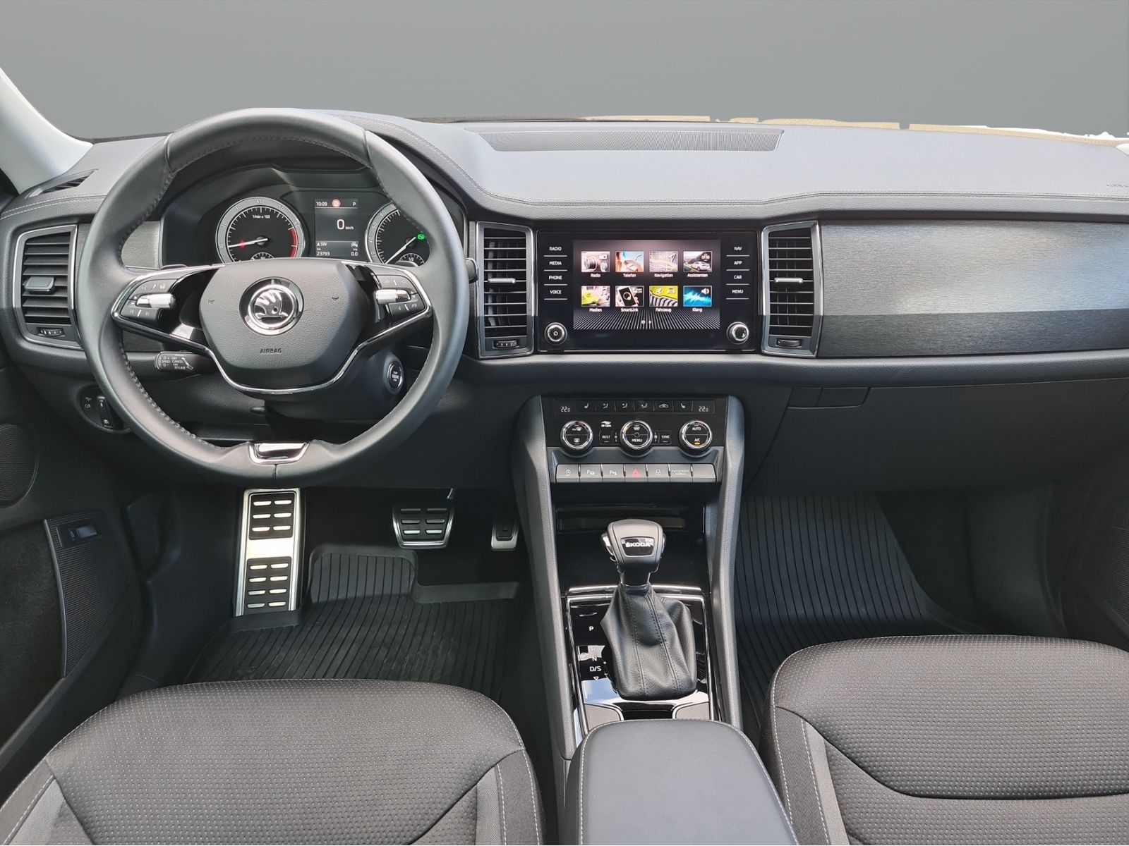 Skoda Kodiaq 1.5 TSI DSG Tour - Samsaru's Car Outlet