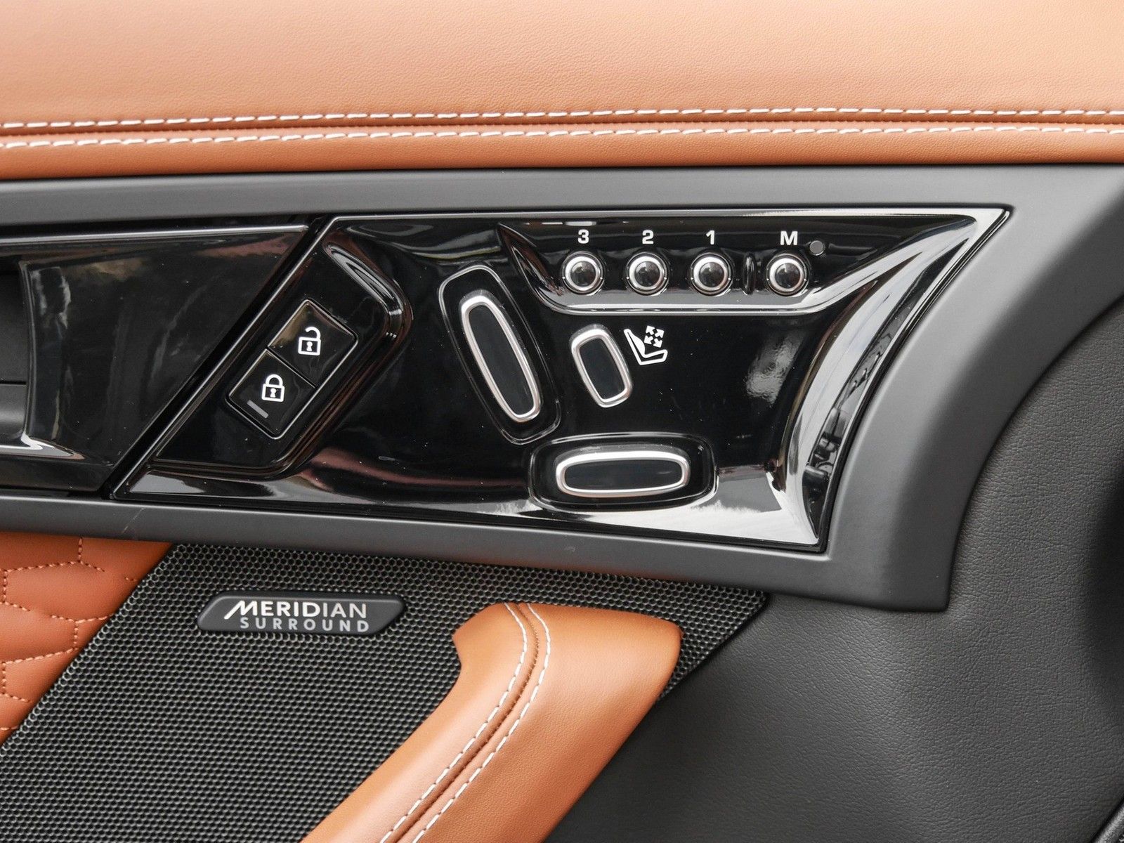 Jaguar F-TYPE Cabriolet P450 Sondermodell 75 Meridian 7