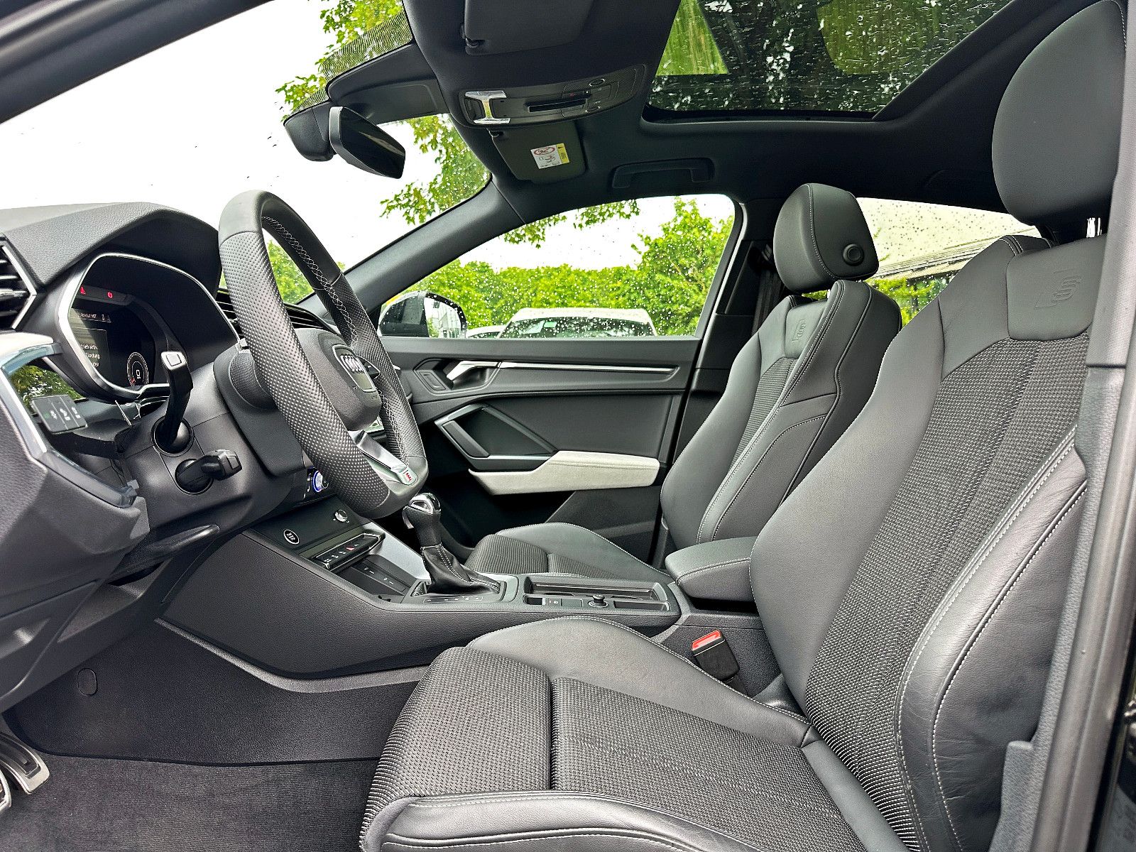 Audi Q3 Sportback 35TFSI S LINE BLACK PANO ACC SONOS