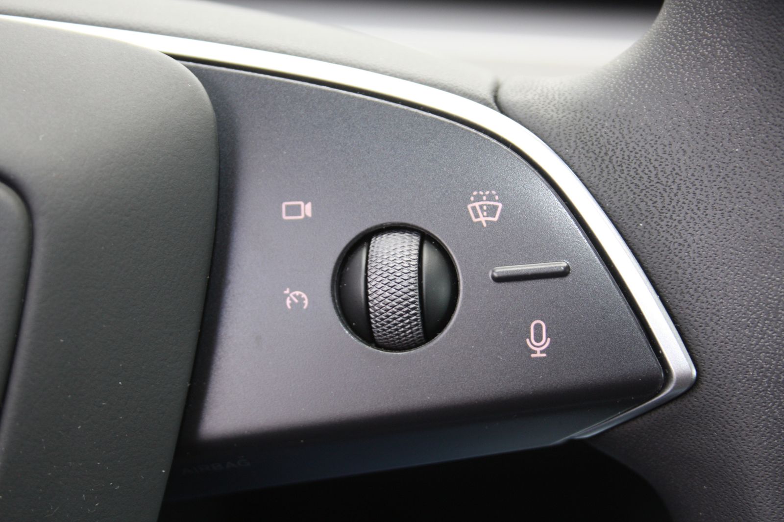 Tesla Model 3 HIGHLAND SR RWD PANORAMA 1.HAND