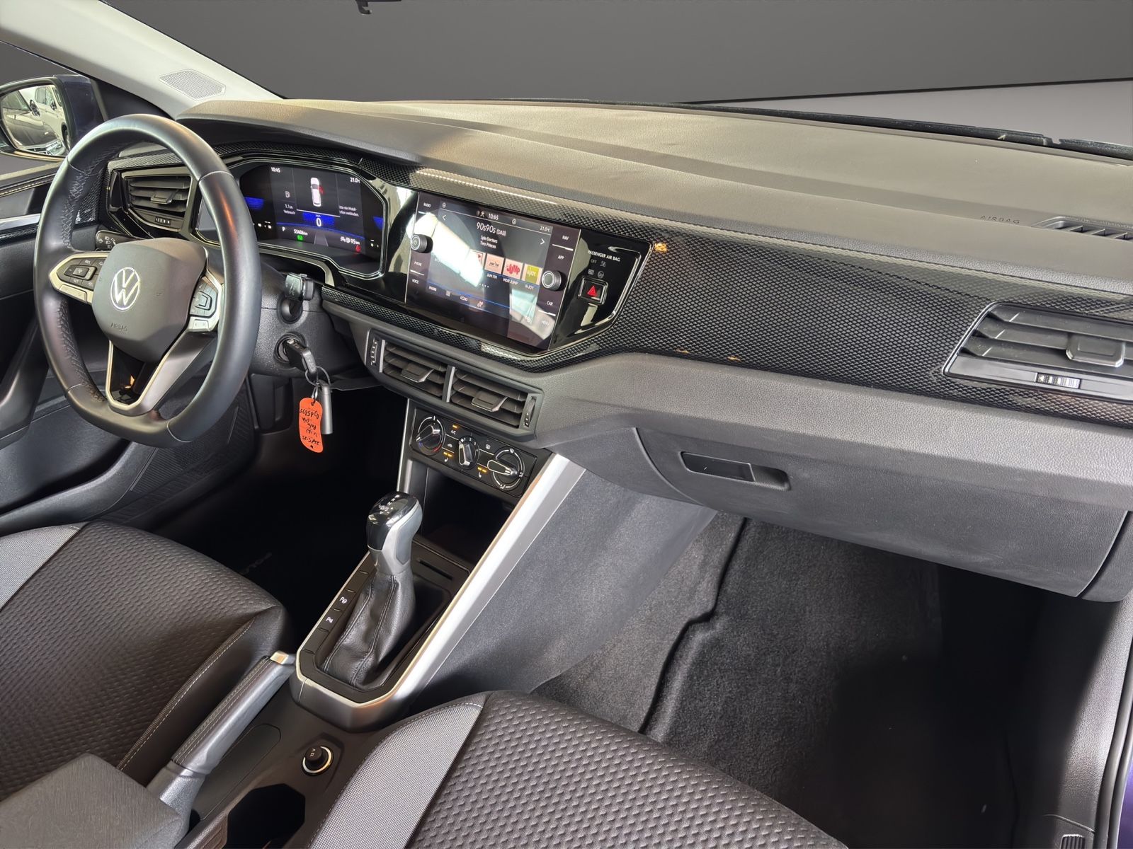Volkswagen Polo VI Life 1.0 TSI DSG - Samsaru's Car Outlet
