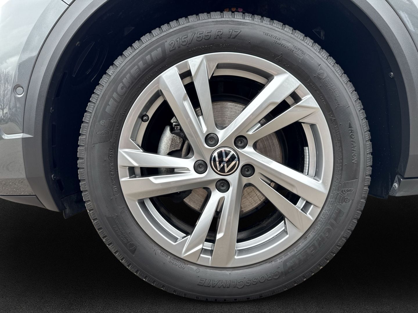 Volkswagen T-Roc 1.0 TSI R-Line - Samsaru's Car Outlet