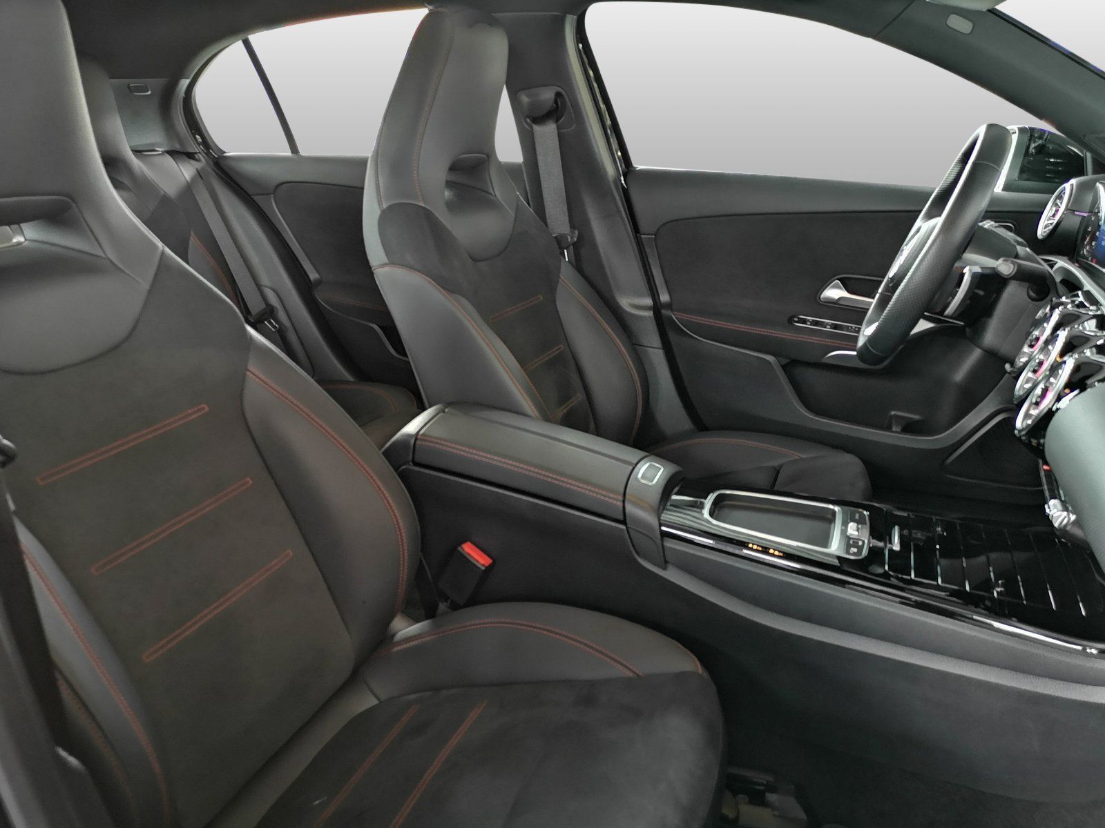 Mercedes-Benz A 200 d AMG ADVANCED PLUS - Samsaru's Car Outlet
