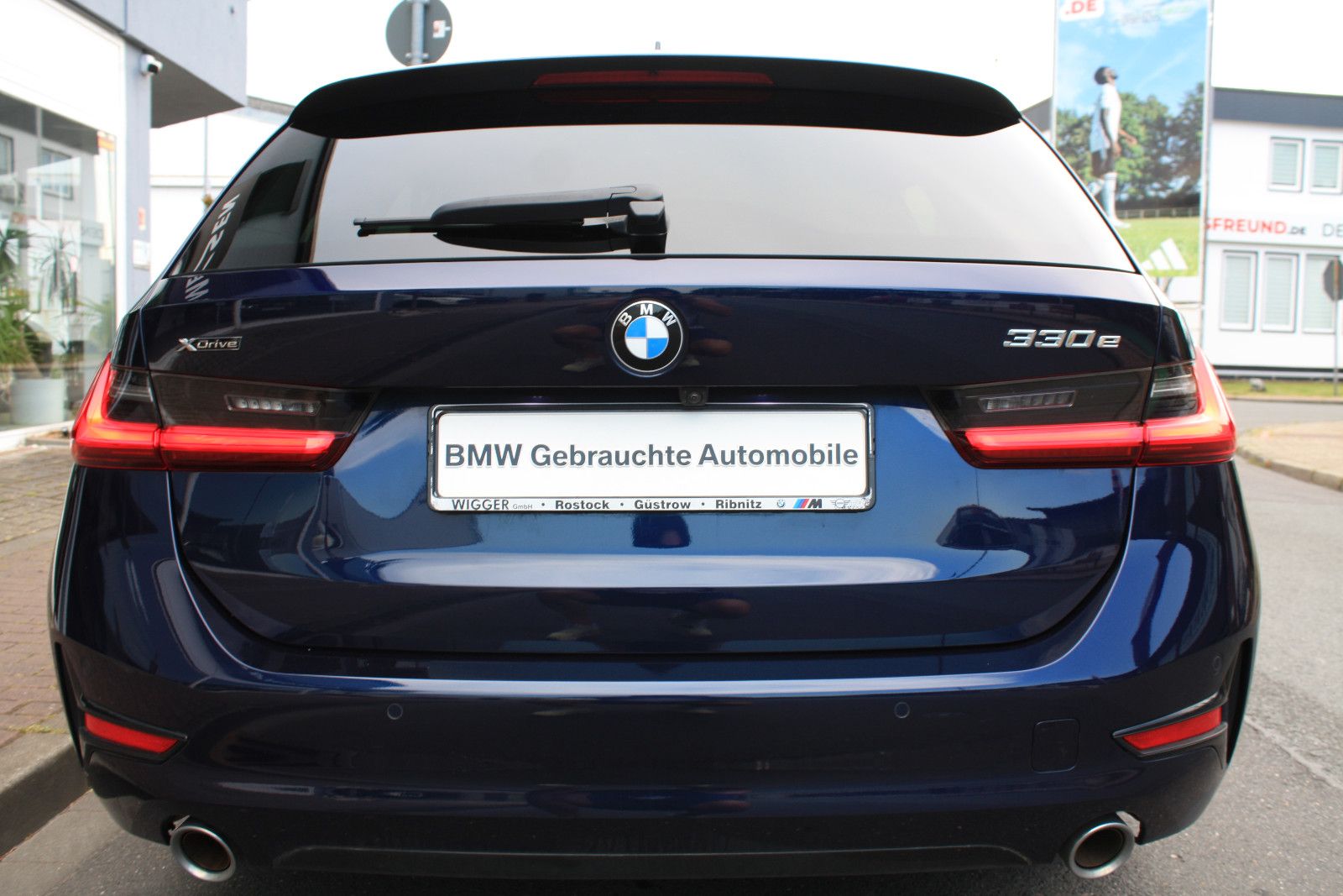 BMW 330 3 Touring 330 e xDrive Sport Line