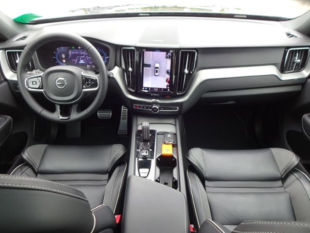 Volvo XC60 T6 R Design Plug-In AWD AHK Google PANO ACC