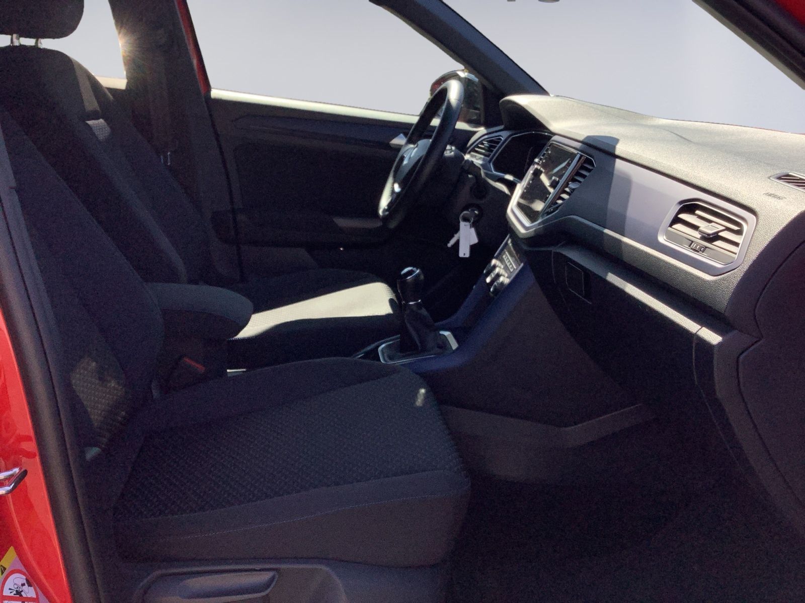 Volkswagen T-Roc 1.0TSI UNITED - Samsaru's Car Outlet