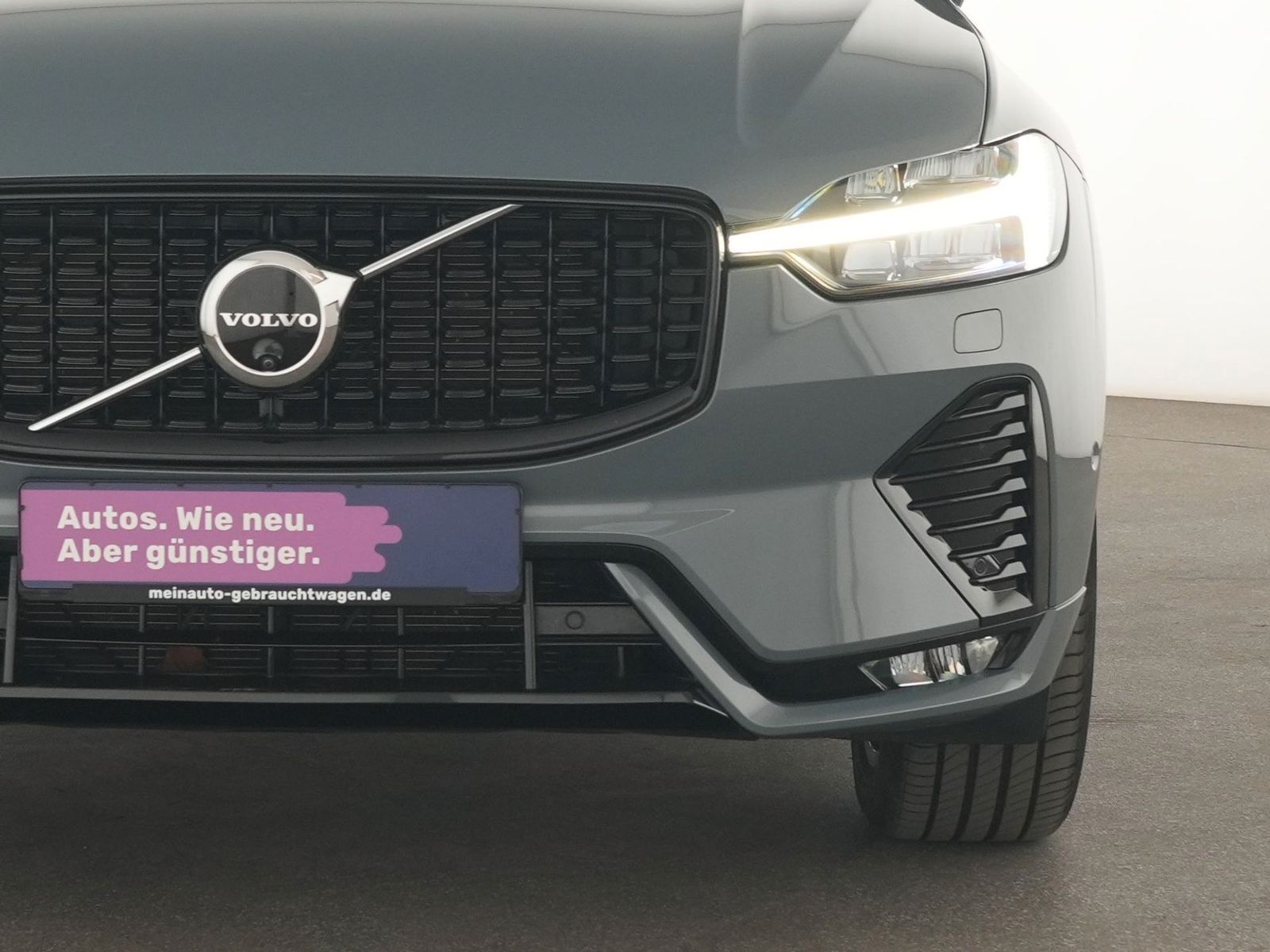 Volvo XC60 Plus Dark AHK|ACC|360°|LED|Kessy|SHZ|CarPla