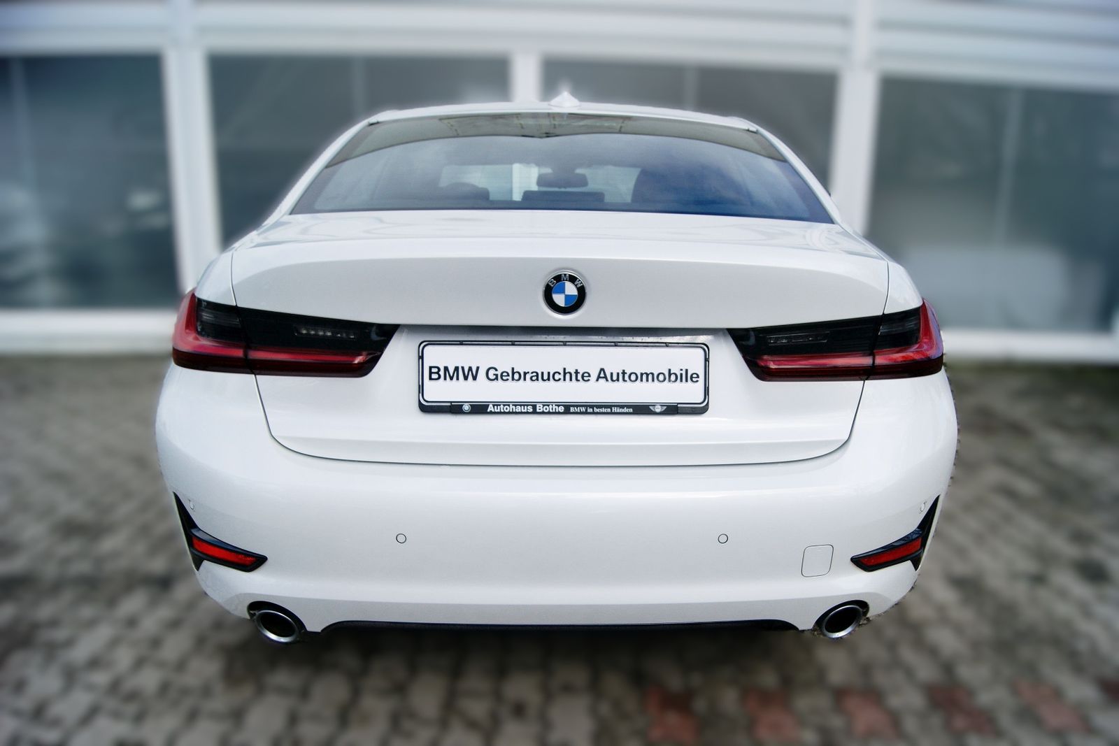 BMW 320d LIM SPORT-LINE - Samsaru's Car Outlet
