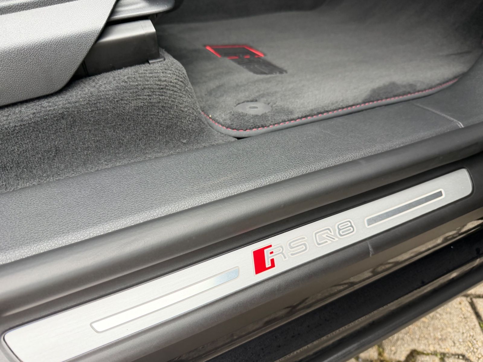 Audi RSQ8  4.0 TFSI quattro.Standheizung.