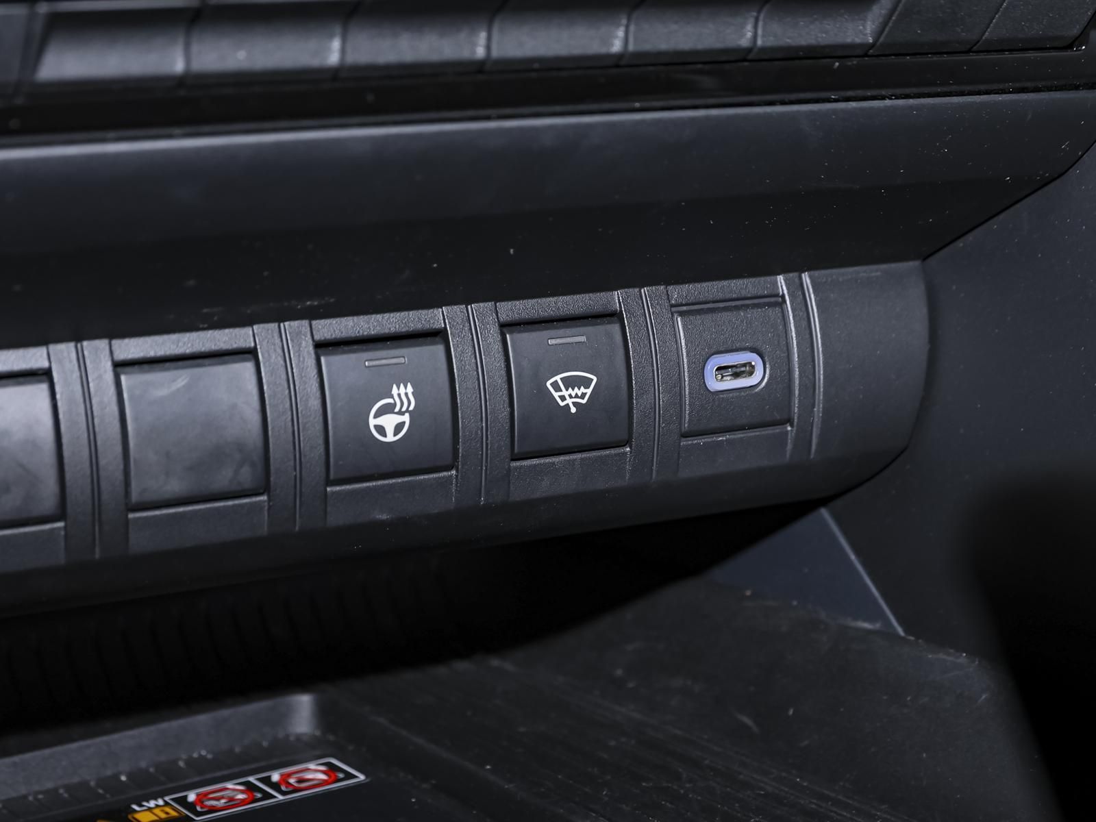 Toyota C-HR 1.8 HYBRID TEAM D KAMERA,CARPLAY, PDC