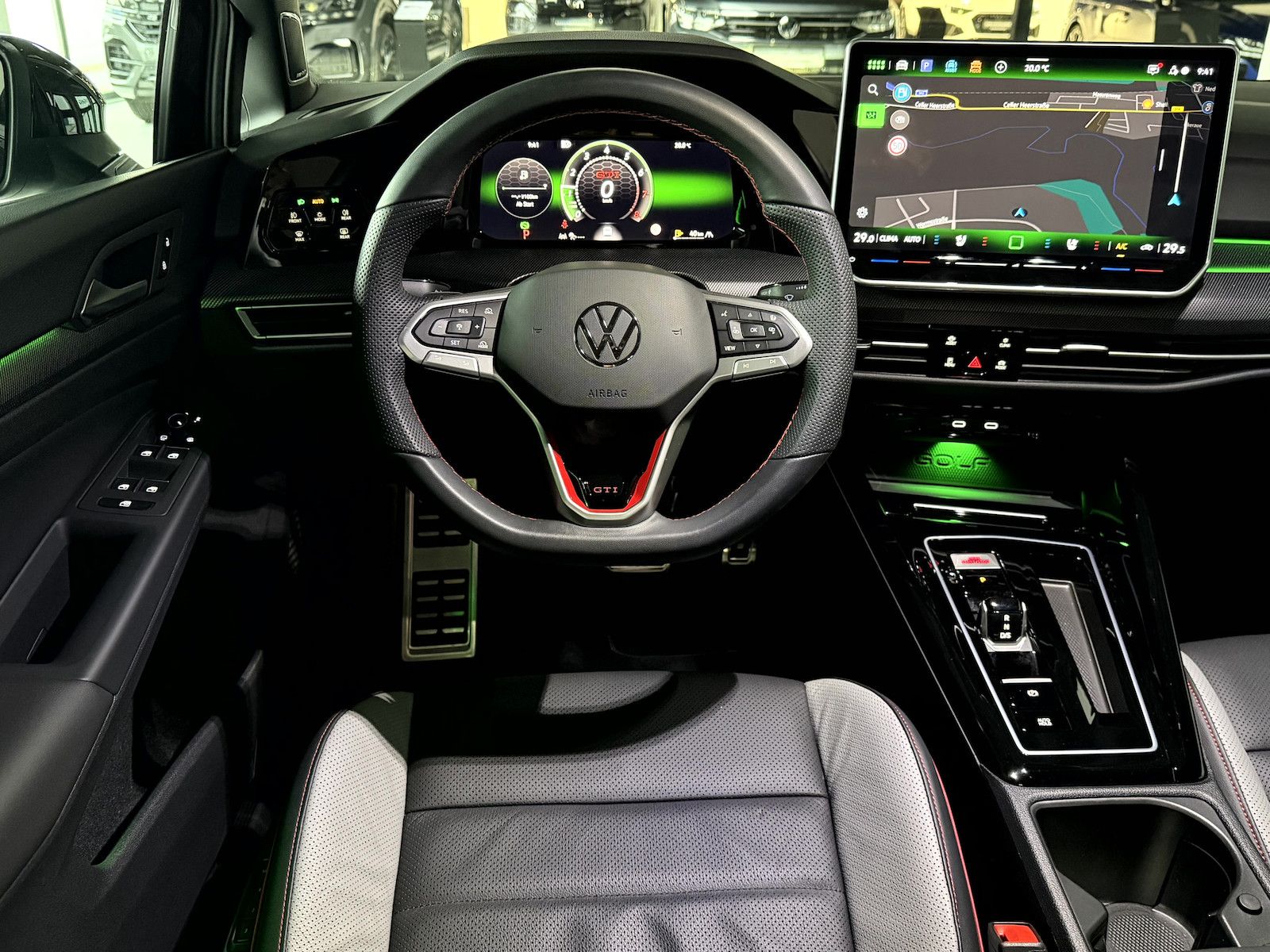 Volkswagen Golf GTI 2.0 TSI*BlackStyle*Pano*IQ*H&K*DCC*HUD*