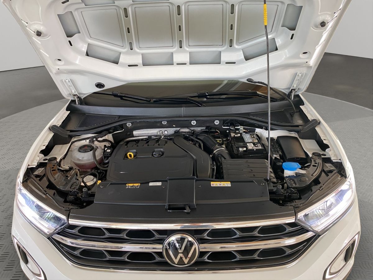 Volkswagen T-ROC 1.5 TSI - Samsaru's Car Outlet