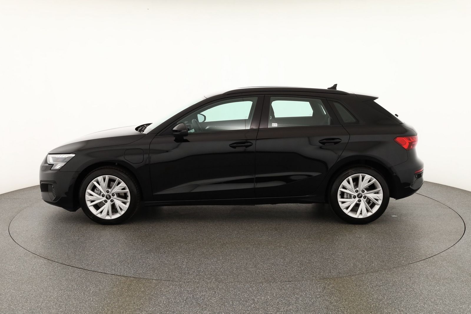 Audi A3 Sportback 40 TFSIe S-Tronic - Samsaru's Car Outlet