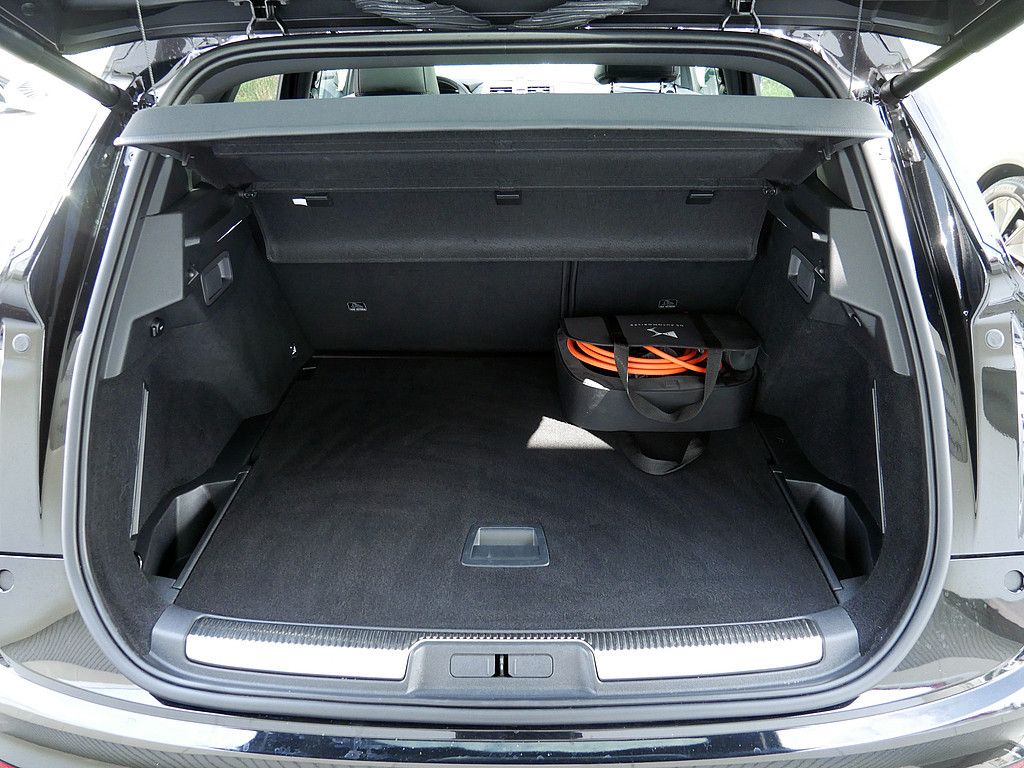 DS Automobiles DS 7 Crossback Rivoli E-Tense 225 ACC LED PANO