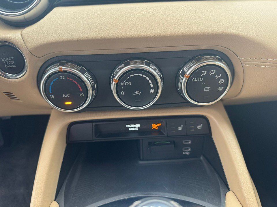 Mazda MX-5 2.0 (184PS) Schalter Kazari Rückfahrk. Navi