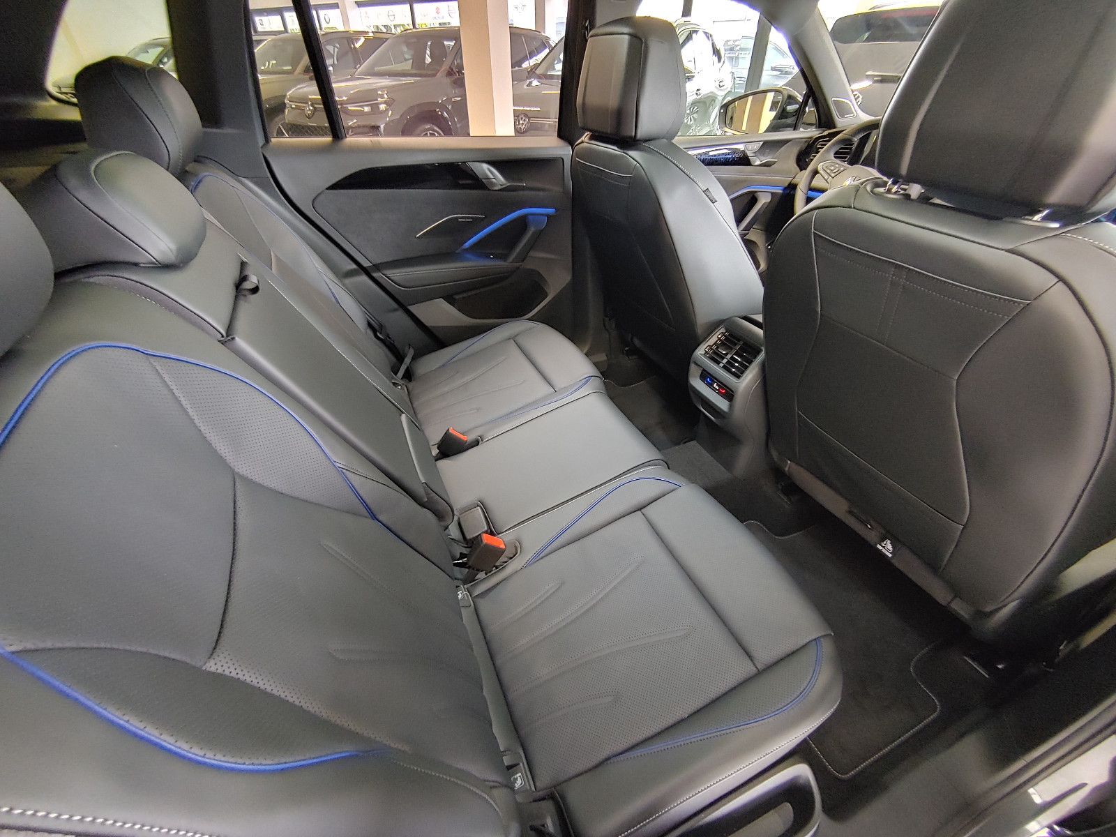 Volkswagen Tiguan eHybrid 200 R-Line Leder/Pano/360°/Sound