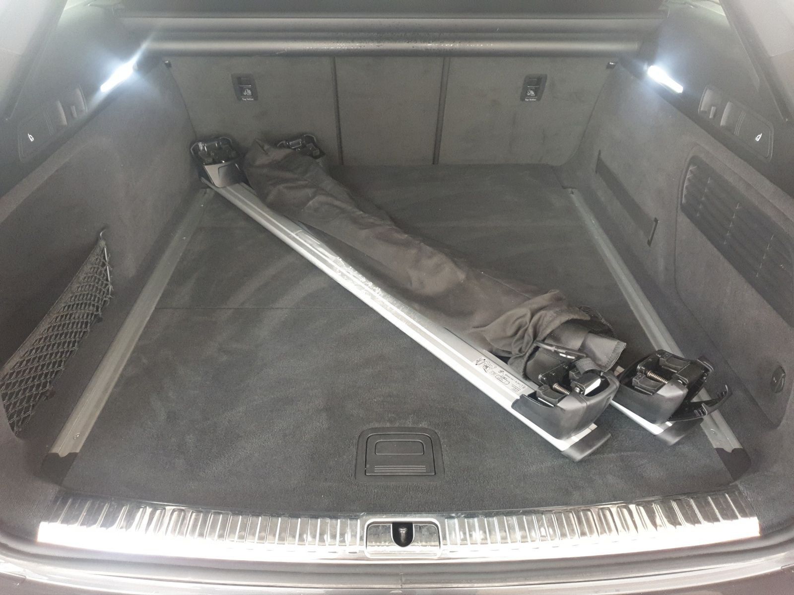 Audi A6 Avant 40 TDI quattro S line - Samsaru's Car Outlet