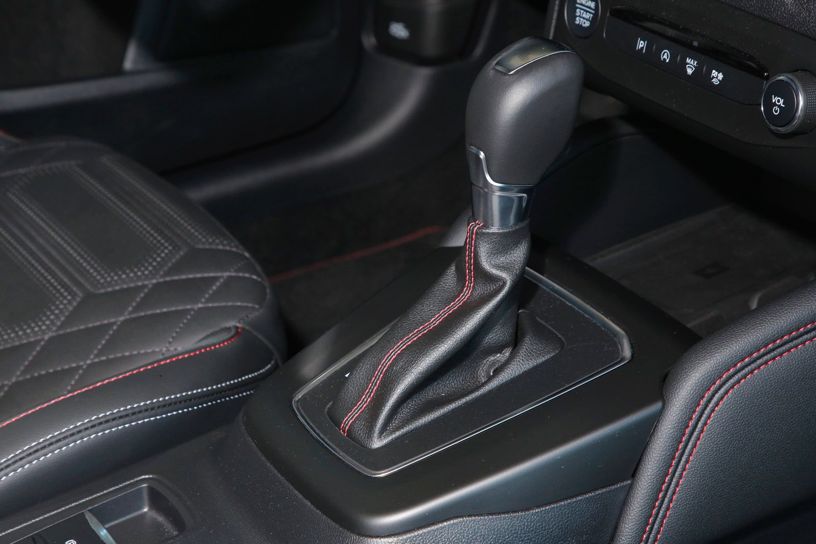 Ford Focus ST-Line X 1.0l EcoB.MHEV+Panorama SSD+Assi