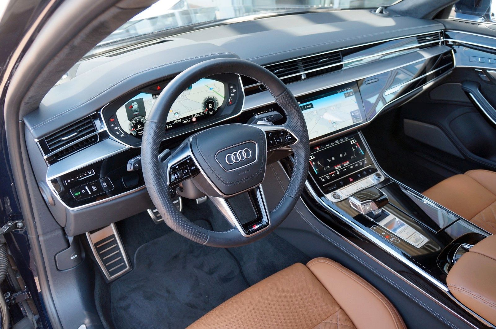 Audi A8L S line V8 60 TFSI - Samsaru's Car Outlet