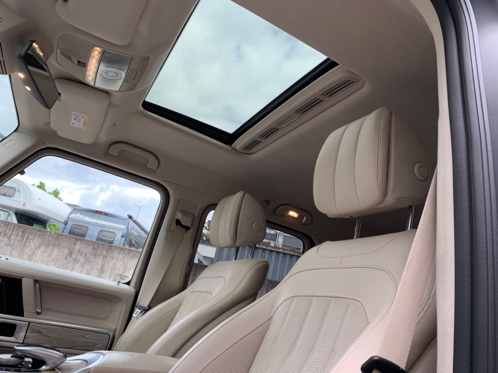 Mercedes-Benz G 500 Exklusiv - Samsaru's Car Outlet