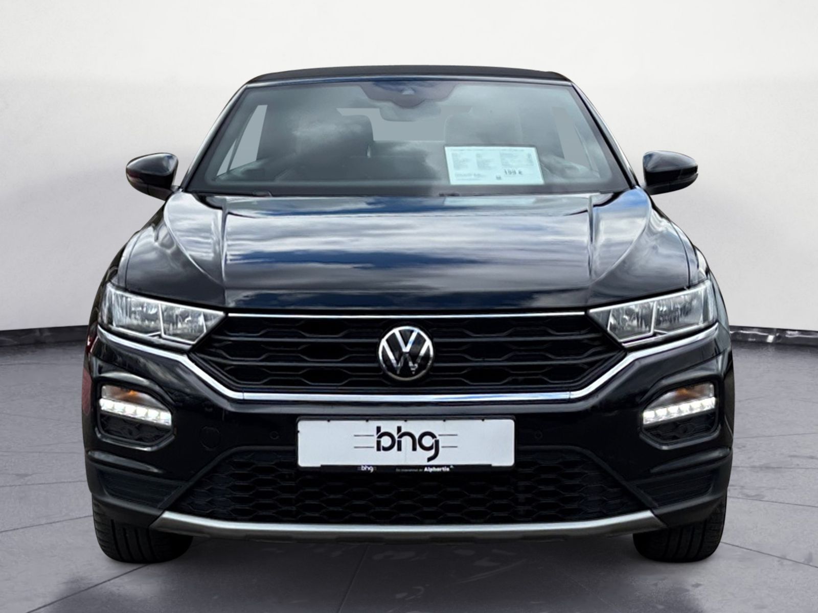 Volkswagen T-Roc 1.5 TSI STYLE DSG - Samsaru's Car Outlet