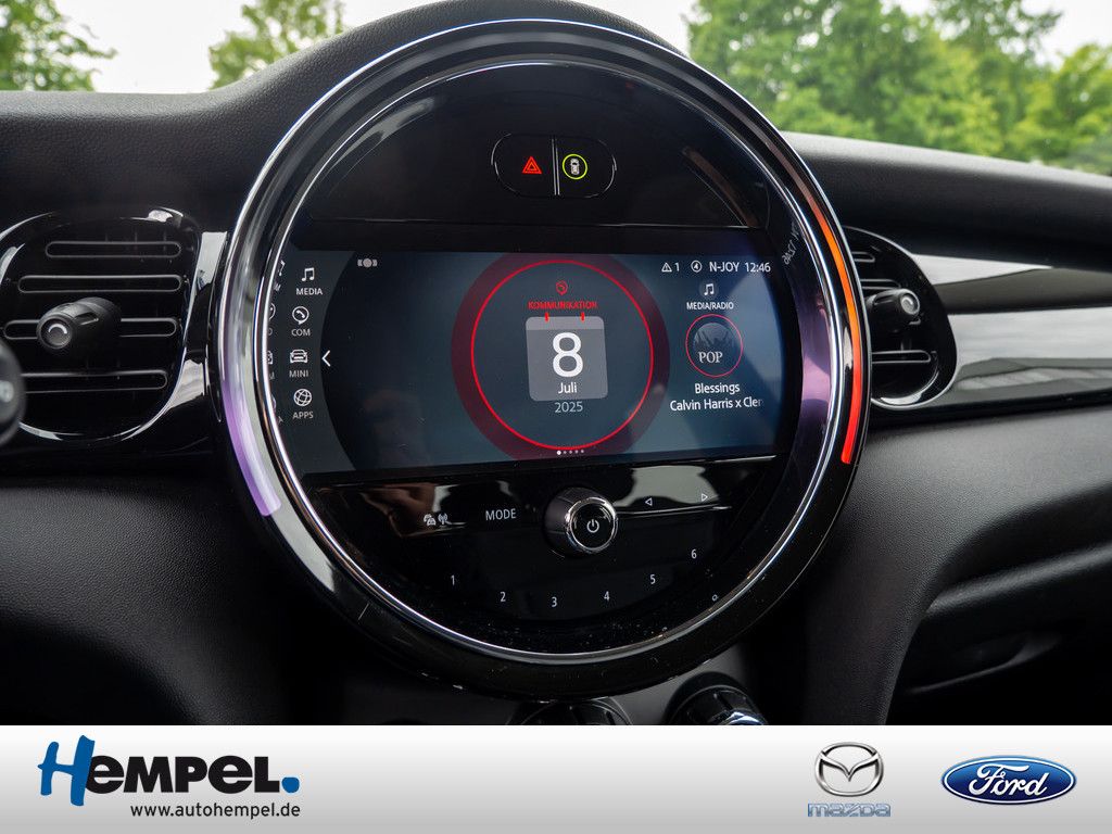 MINI Cooper Essential - Samsaru's Car Outlet