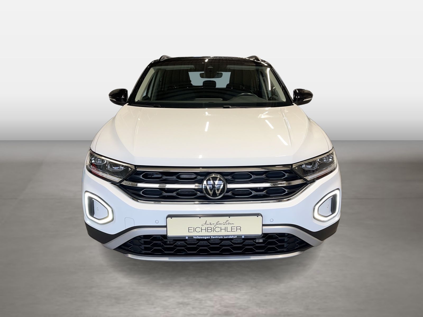 Volkswagen T-Roc 1.0 TSI Style - Samsaru's Car Outlet
