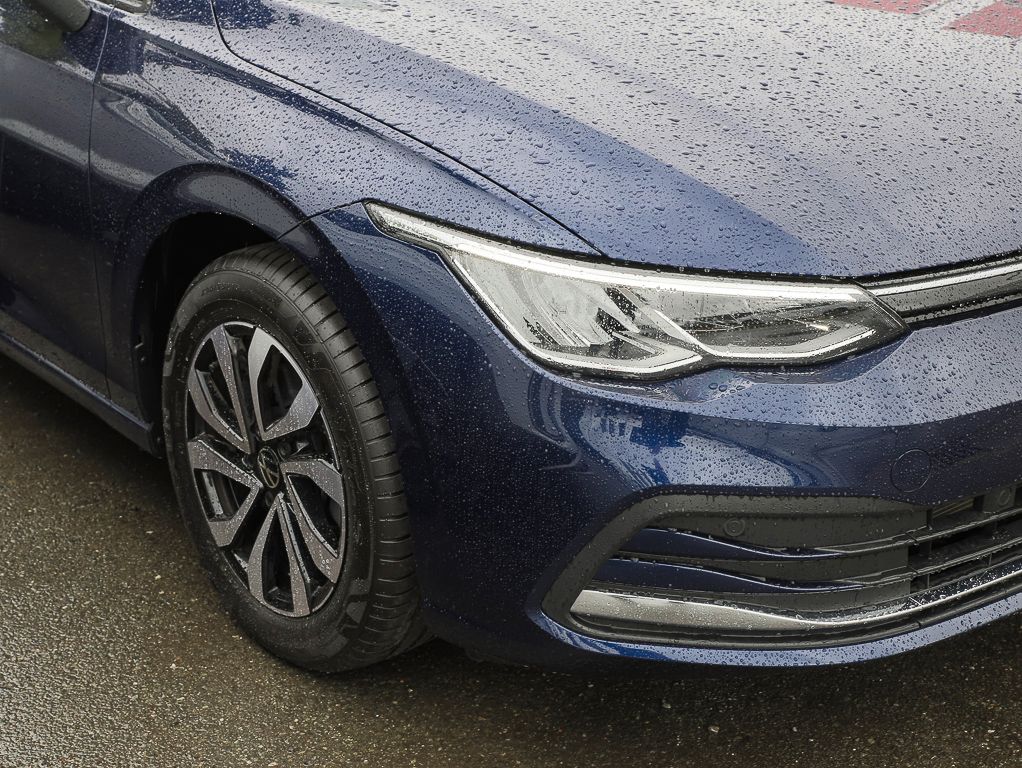 Volkswagen Golf VIII 1.5 TSI ACTIVE - Samsaru's Car Outlet