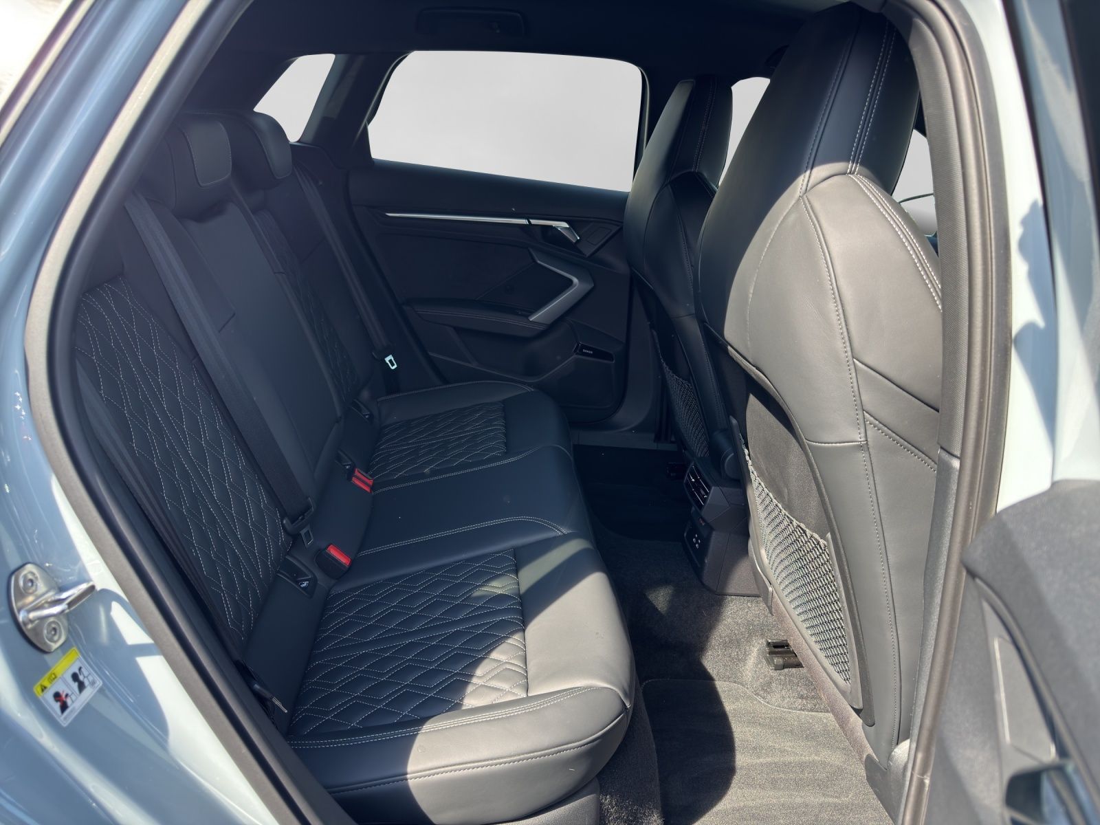 Audi A3 allstreet 35 TDI S LINE LEDER LM19 HuD SONOS