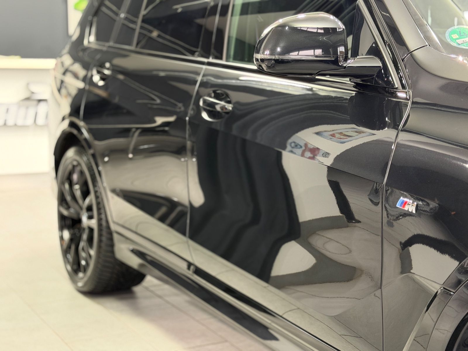 BMW X7 xDrive 40d M SPORT PRO|LUFT|PANO|7-SITZER|AHK