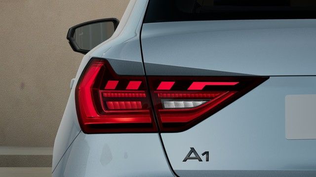 Audi A1 Sportback 35 TFSI S line LM18 LED Navi+ ACC S