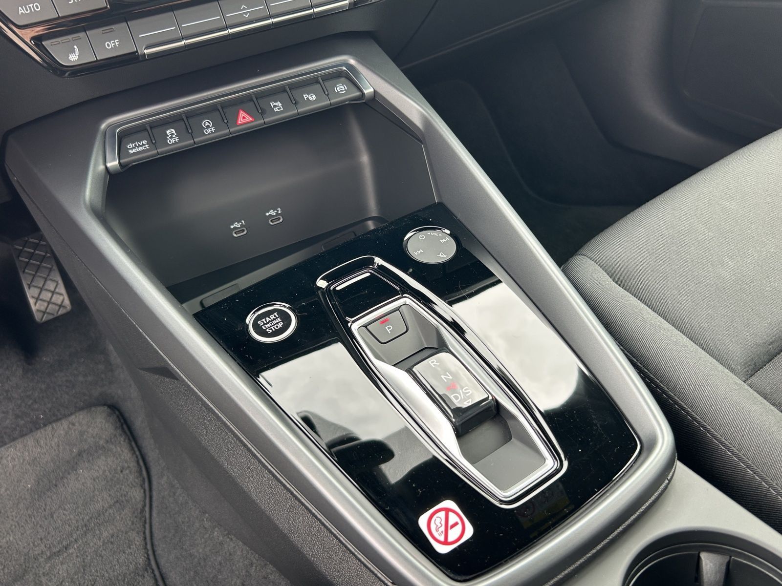Audi A3 Sportback 35 TDI advanced - Samsaru's Car Outlet