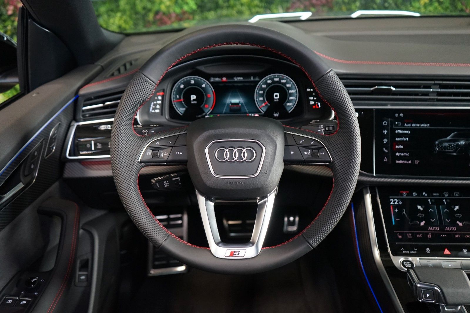 Audi Q8 50 TDI S-LINE - Samsaru's Car Outlet