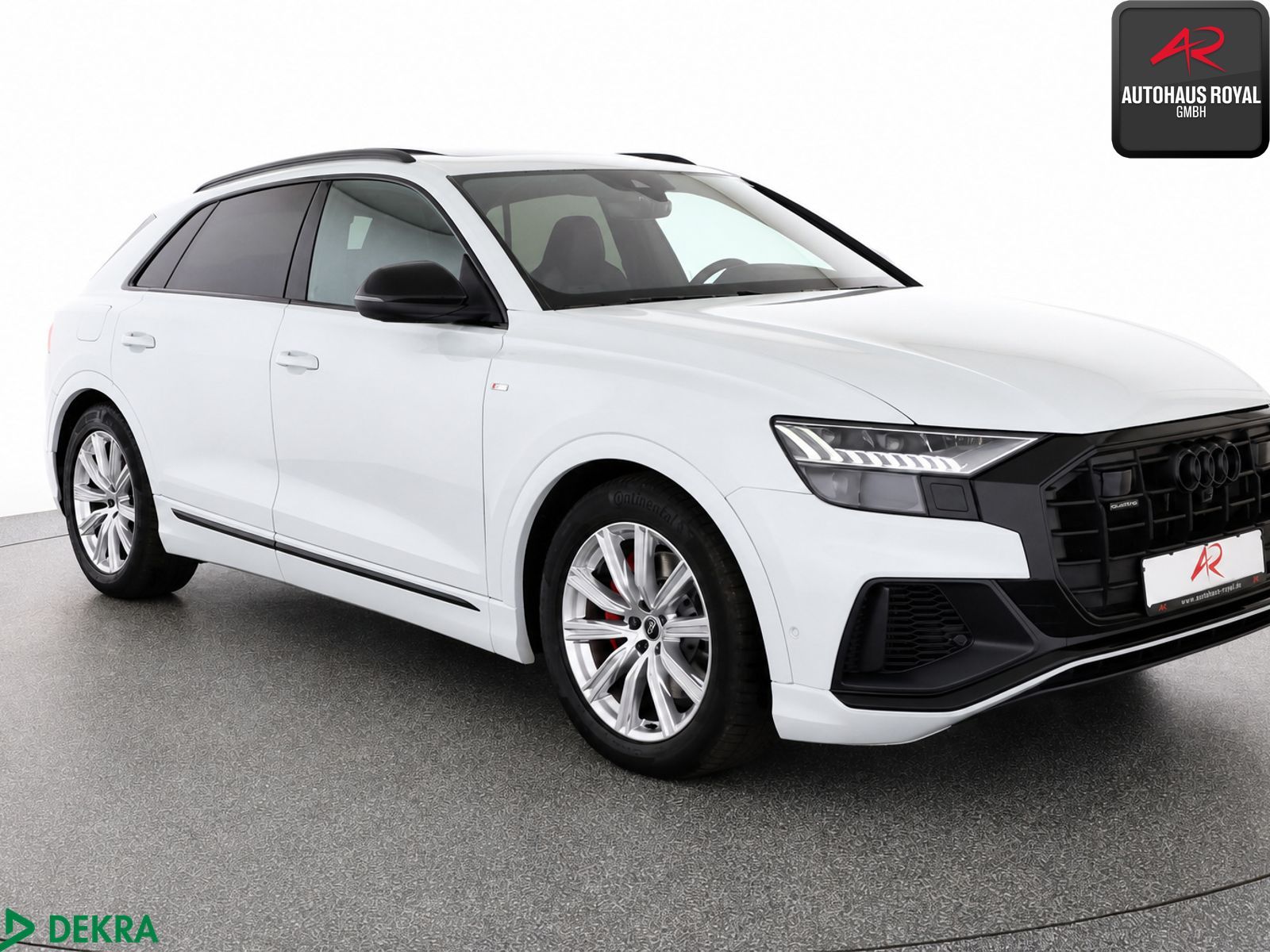 Audi Q8 55 TFSI qu 3x S Line MASSAGE,S-SITZE,B+O,AHK