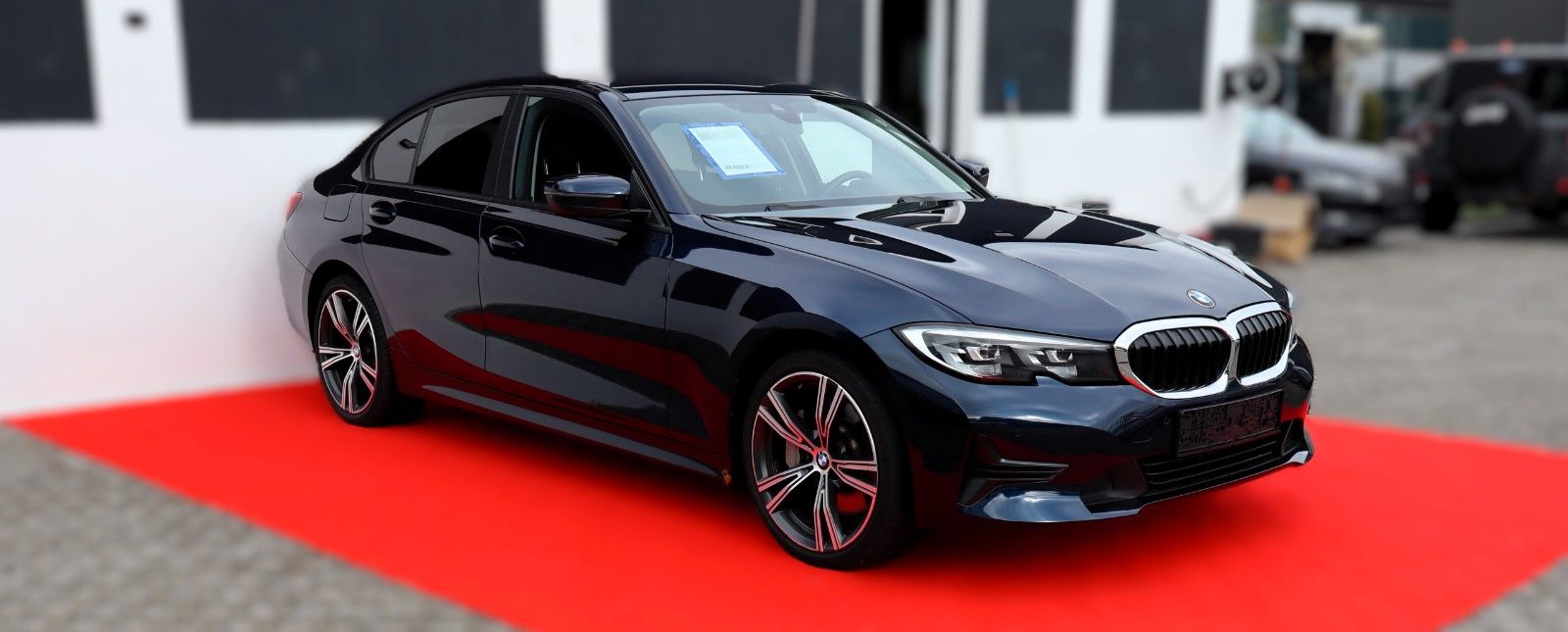 BMW 330 d xDrive - Samsaru's Car Outlet