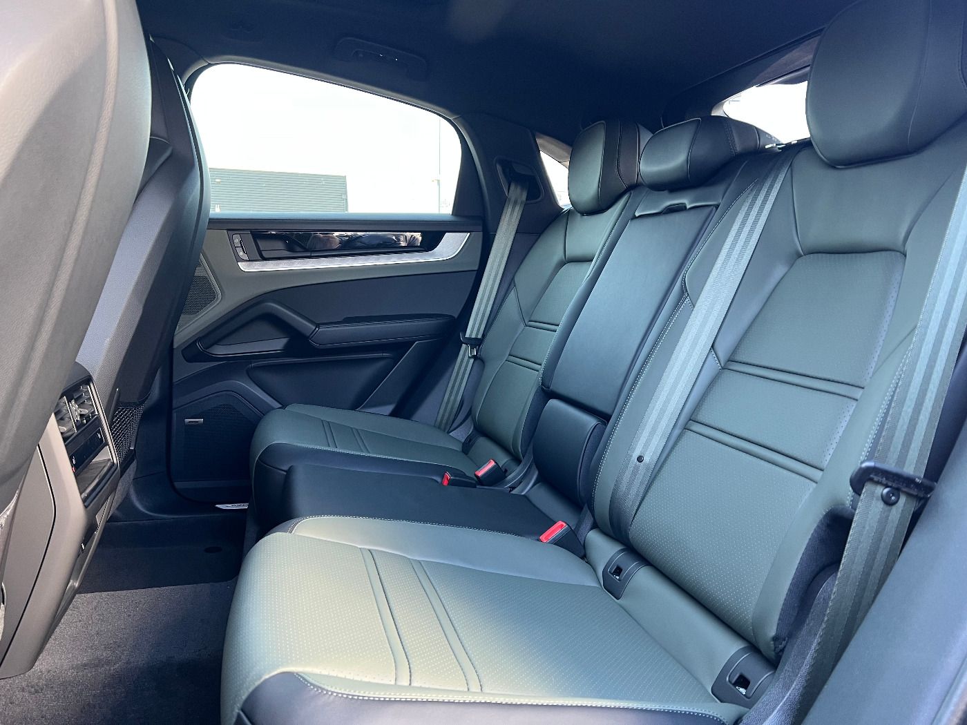 Porsche Cayenne E-Hybrid Coupe | Luftfederung | AHK |