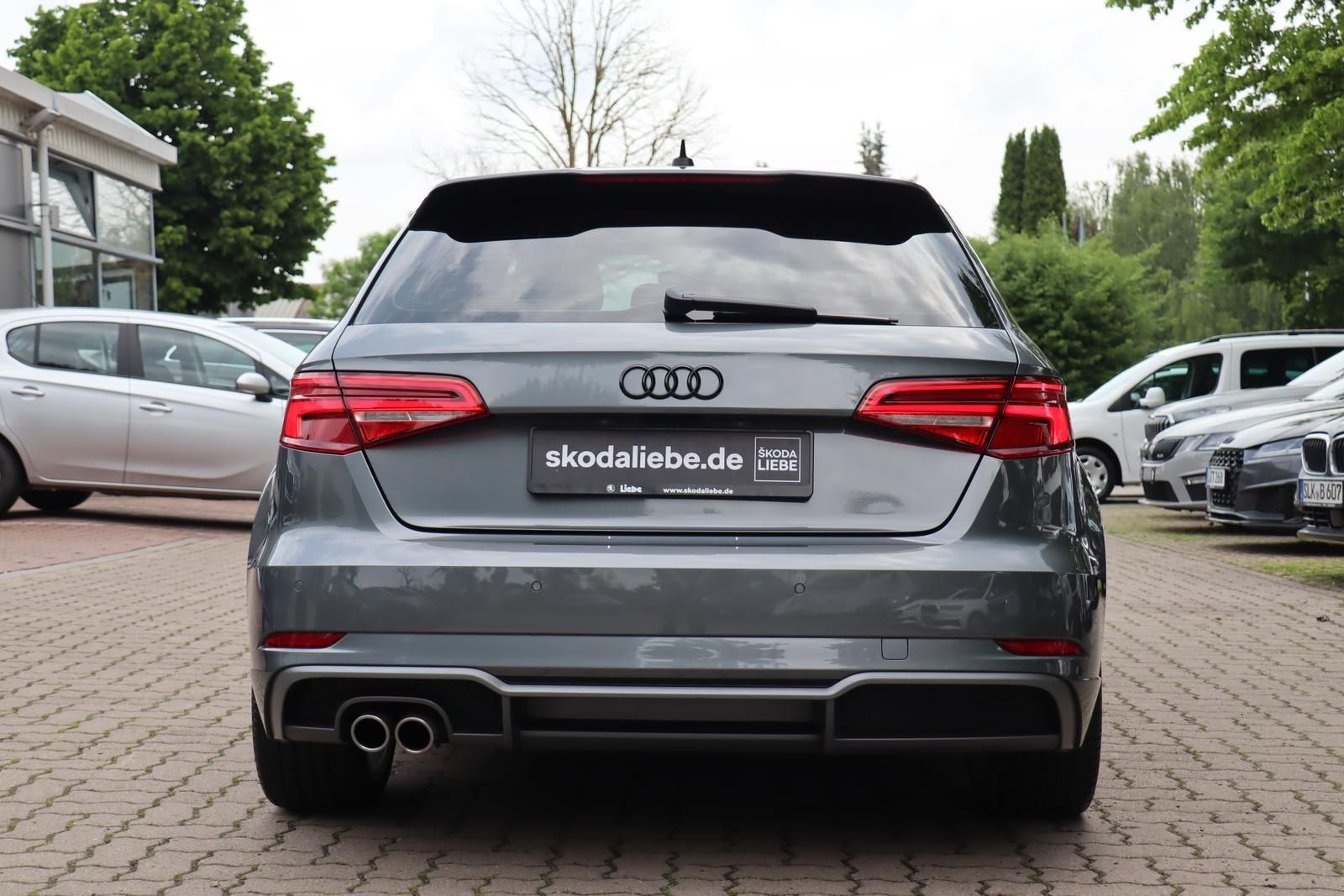 Audi A3 SPORTBACK 35TFSI S-TRONIC - Samsaru's Car Outlet