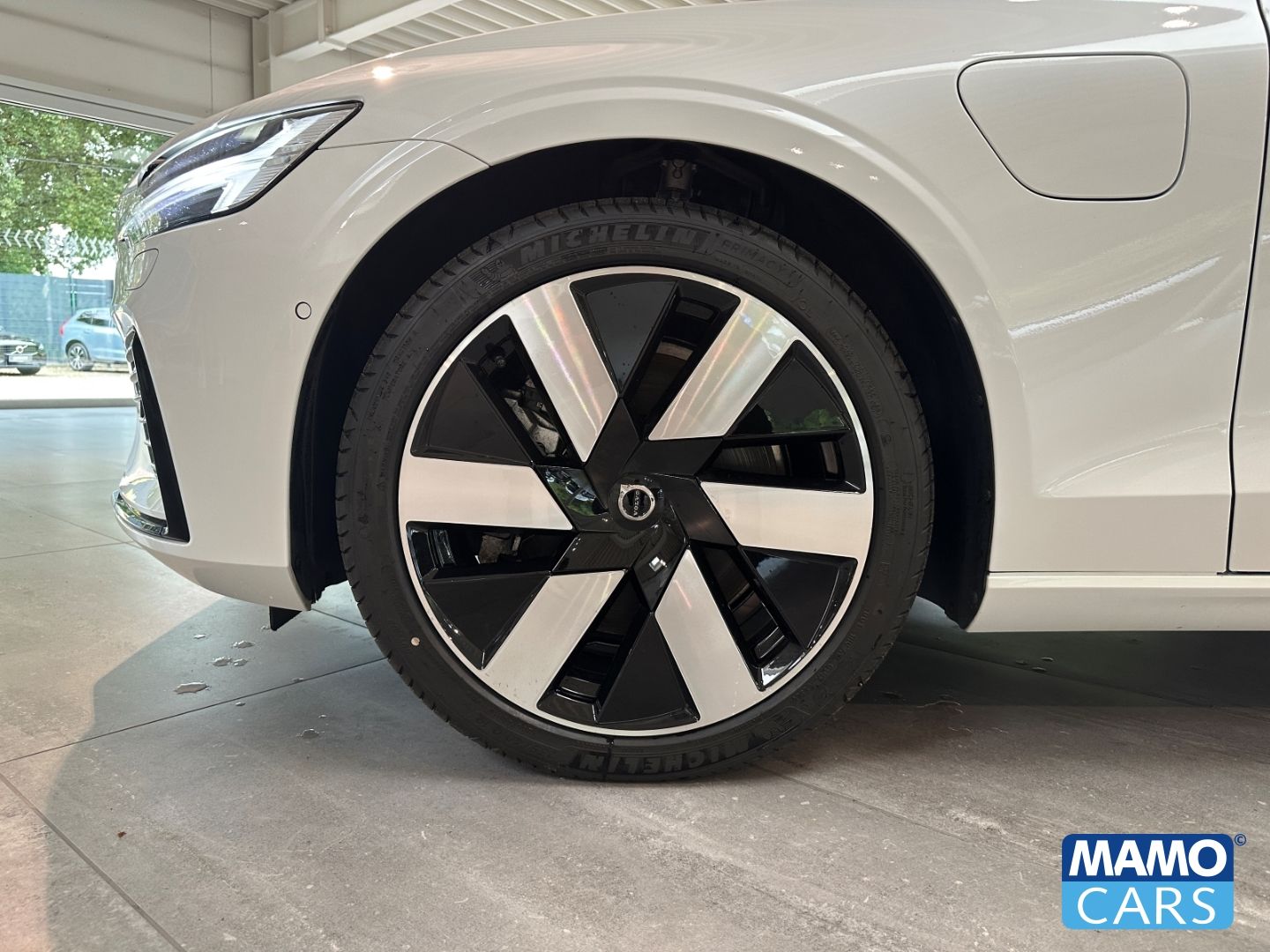 Volvo V60 T6 AWD Recharge Ultra Dark ACC/AHK/360°/PANO